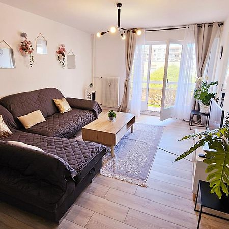 Logement Dans Residence - A 10 Km Du Centre Ville Et A 5 Minute Du Parlement Europeen Avec Parking Gratuit Hoenheim Kültér fotó